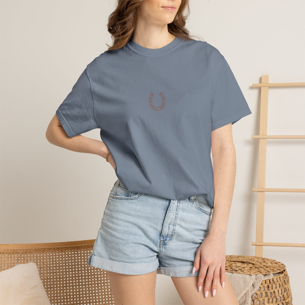 T-shirt Fer à Cheval — Design Minimaliste Nord Country Co.